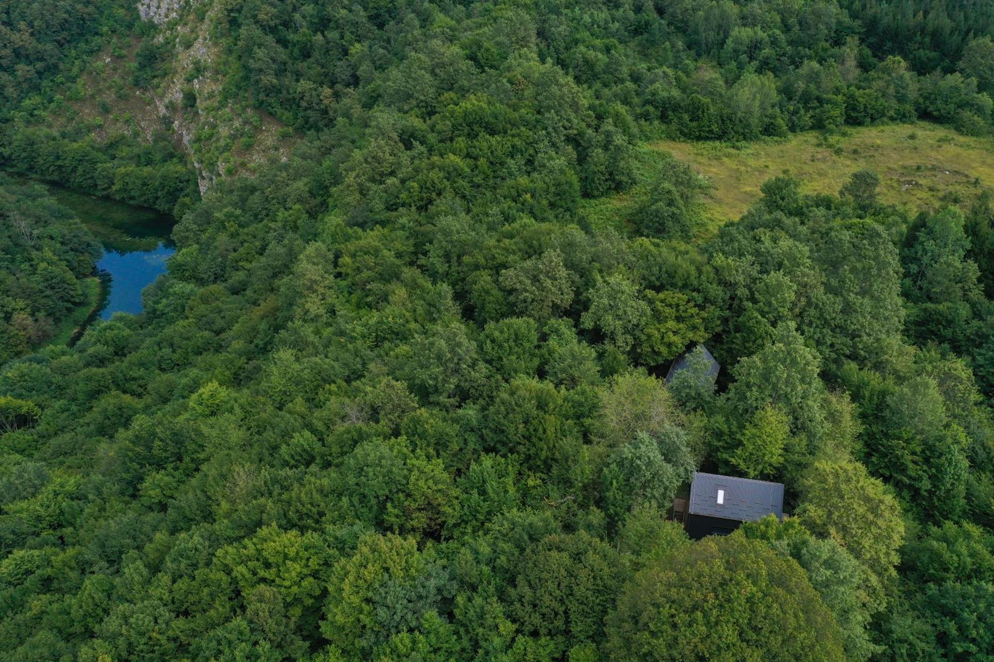 Tree Elements Treehouse Retreat Apartment Slunj Exterior photo
