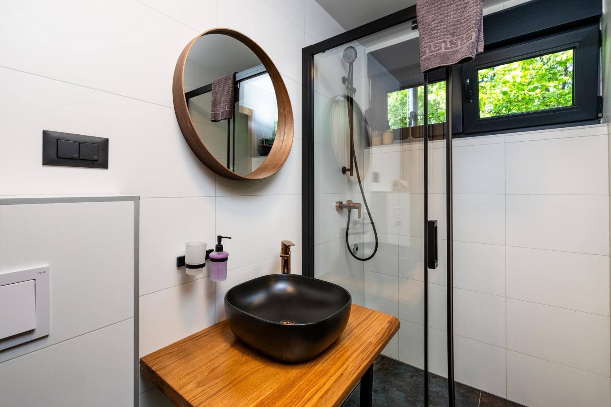 Tree Elements Treehouse Retreat Apartment Slunj Exterior photo